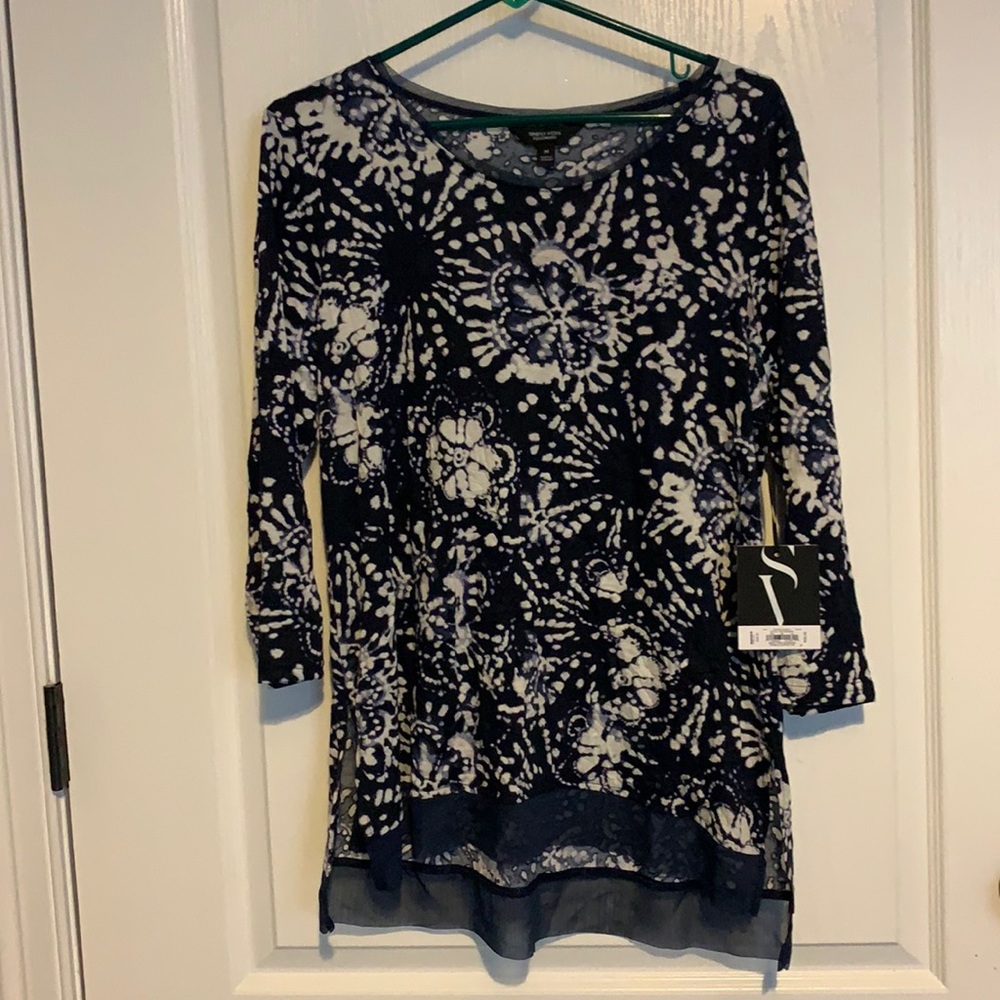 NWT Simply Vera Blouse Medium